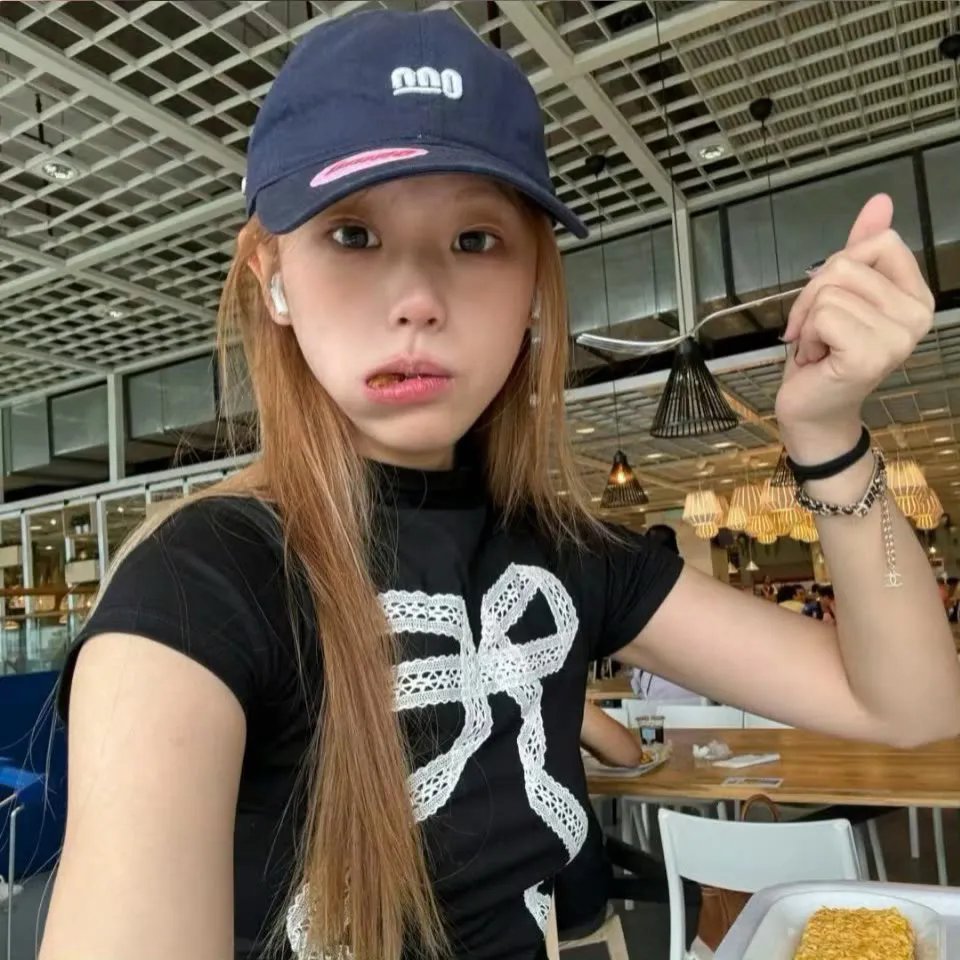 巴黎窈窕熟女